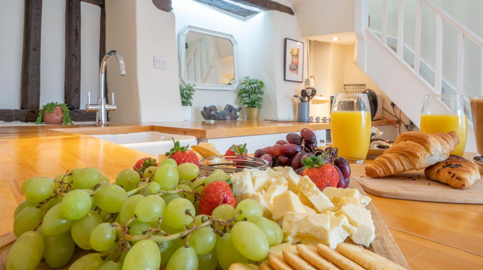Wee Toad Hole Heart Of Kendal - Cottage Sleeps 4-6 - Dogs Welcome المظهر الخارجي الصورة