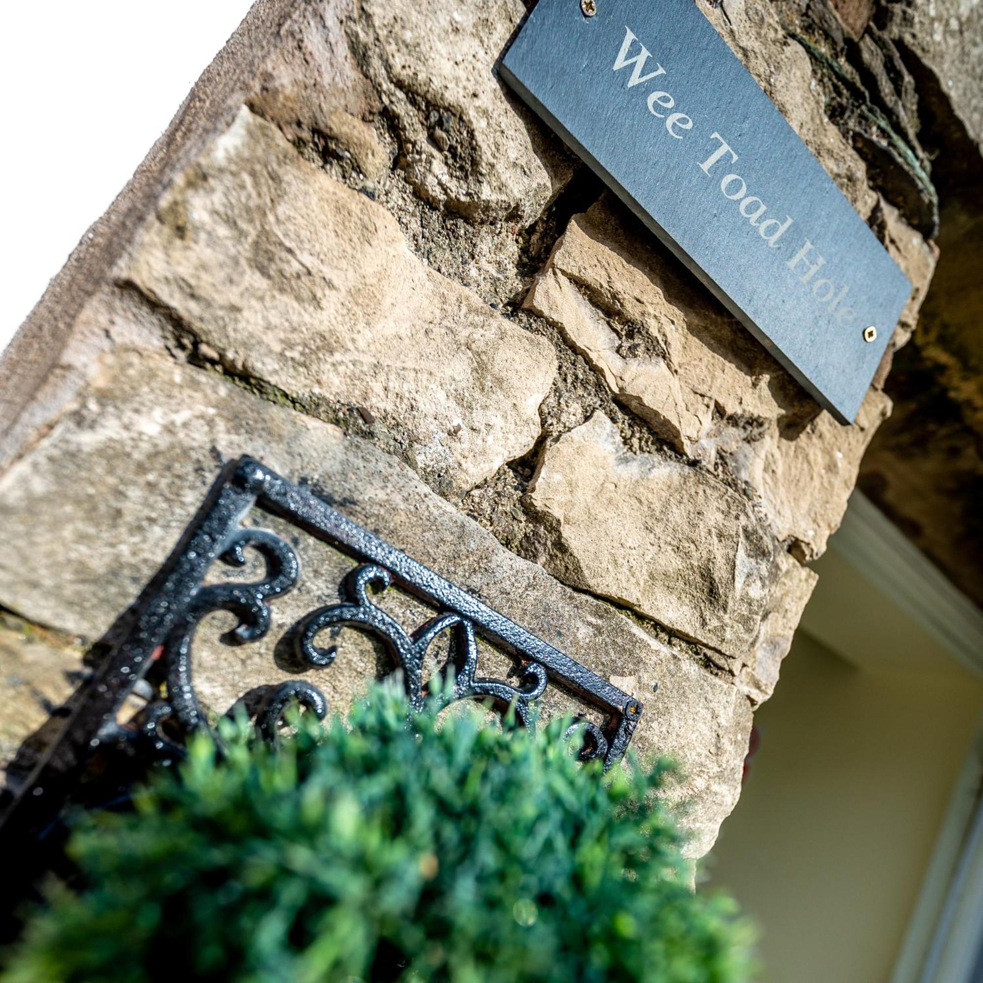 Wee Toad Hole Heart Of Kendal - Cottage Sleeps 4-6 - Dogs Welcome المظهر الخارجي الصورة